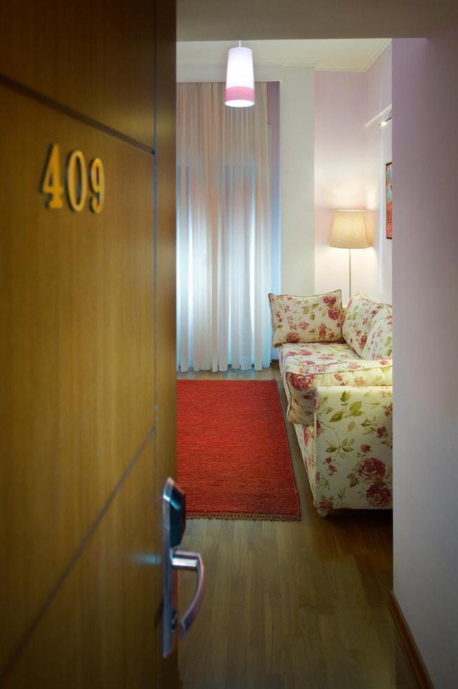 Pefka Hotel Thessaloniki Buitenkant foto
